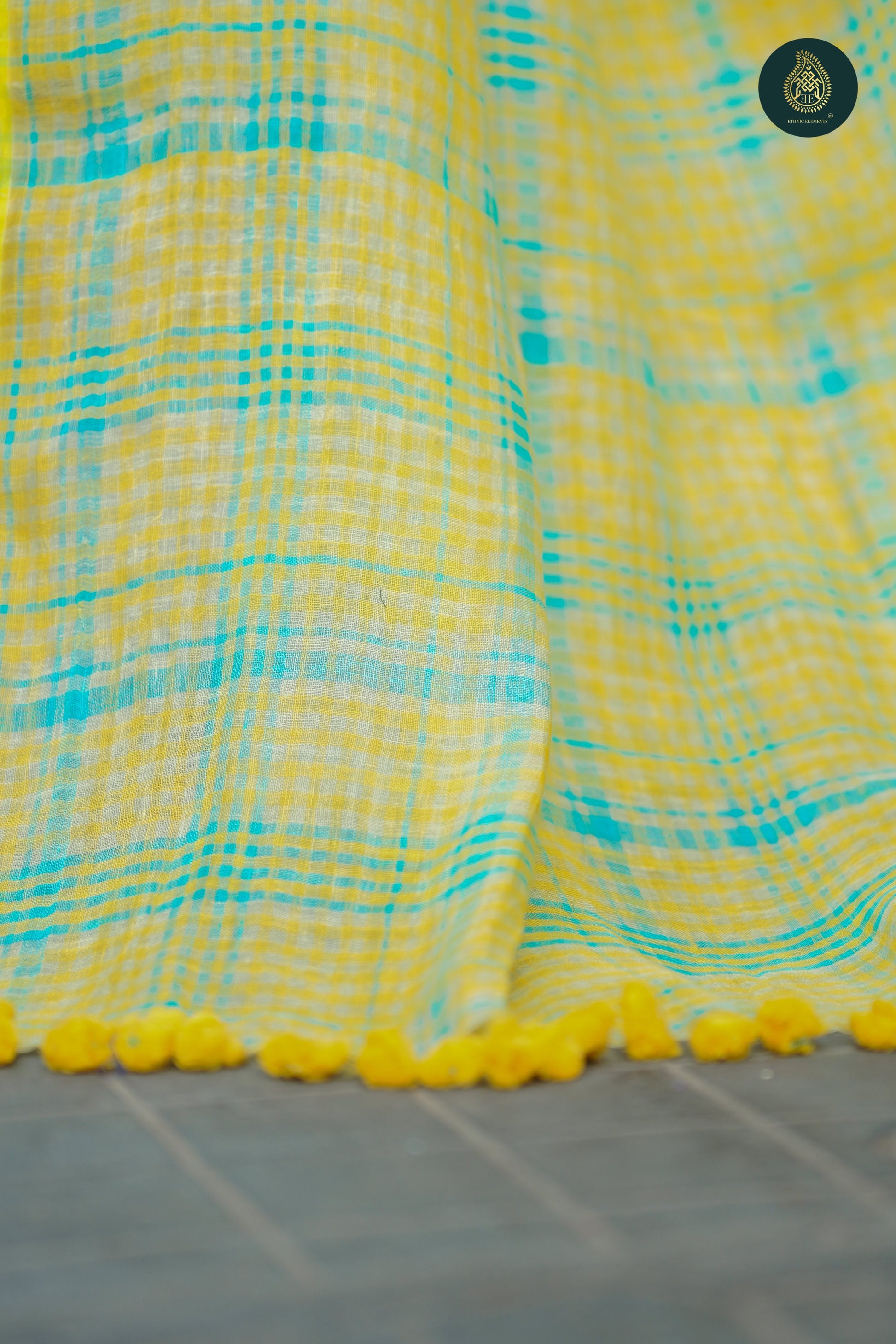 Nimbu Linen Handloom Woven Check Saree
