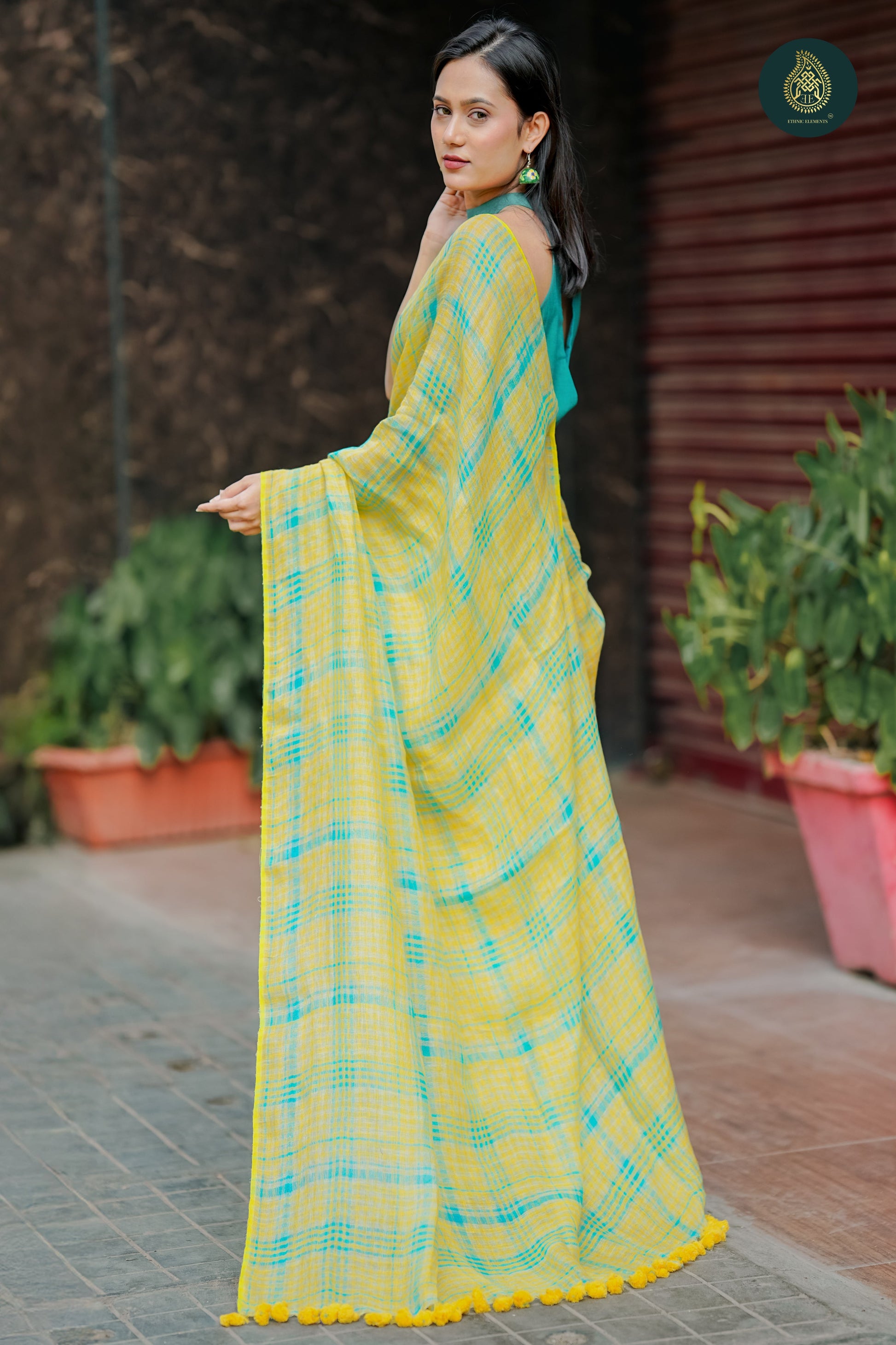 Nimbu Linen Handloom Woven Check Saree