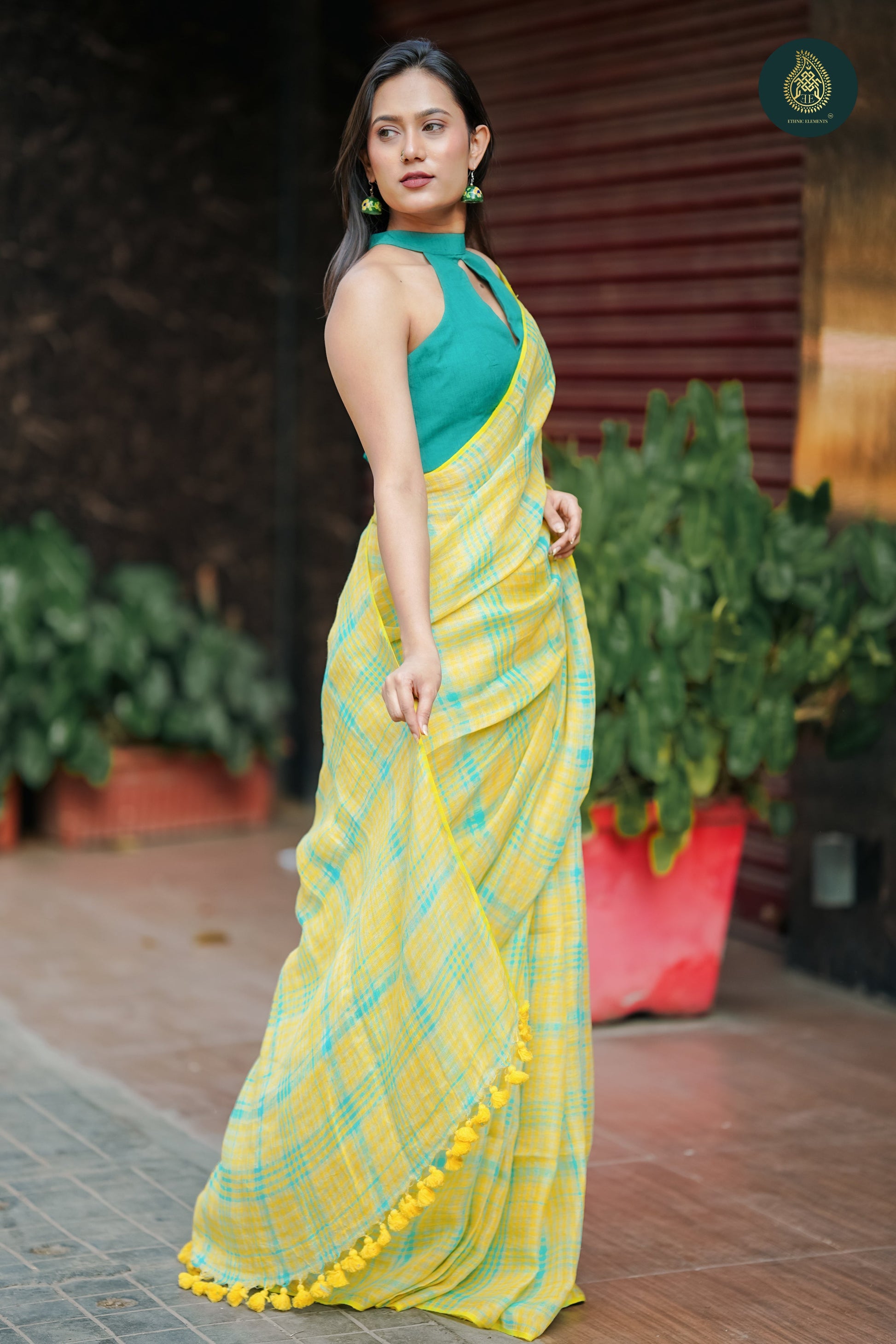 Nimbu Linen Handloom Woven Check Saree