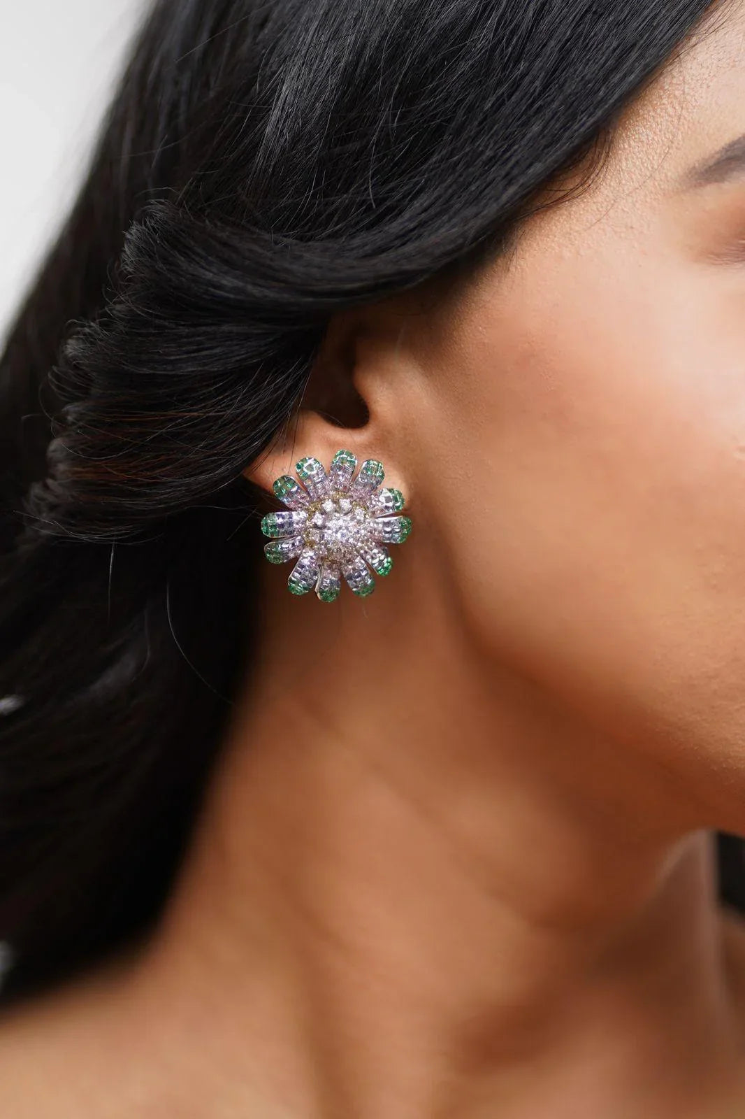 Floral Pea Diana Invisible Setting Diamond Studs