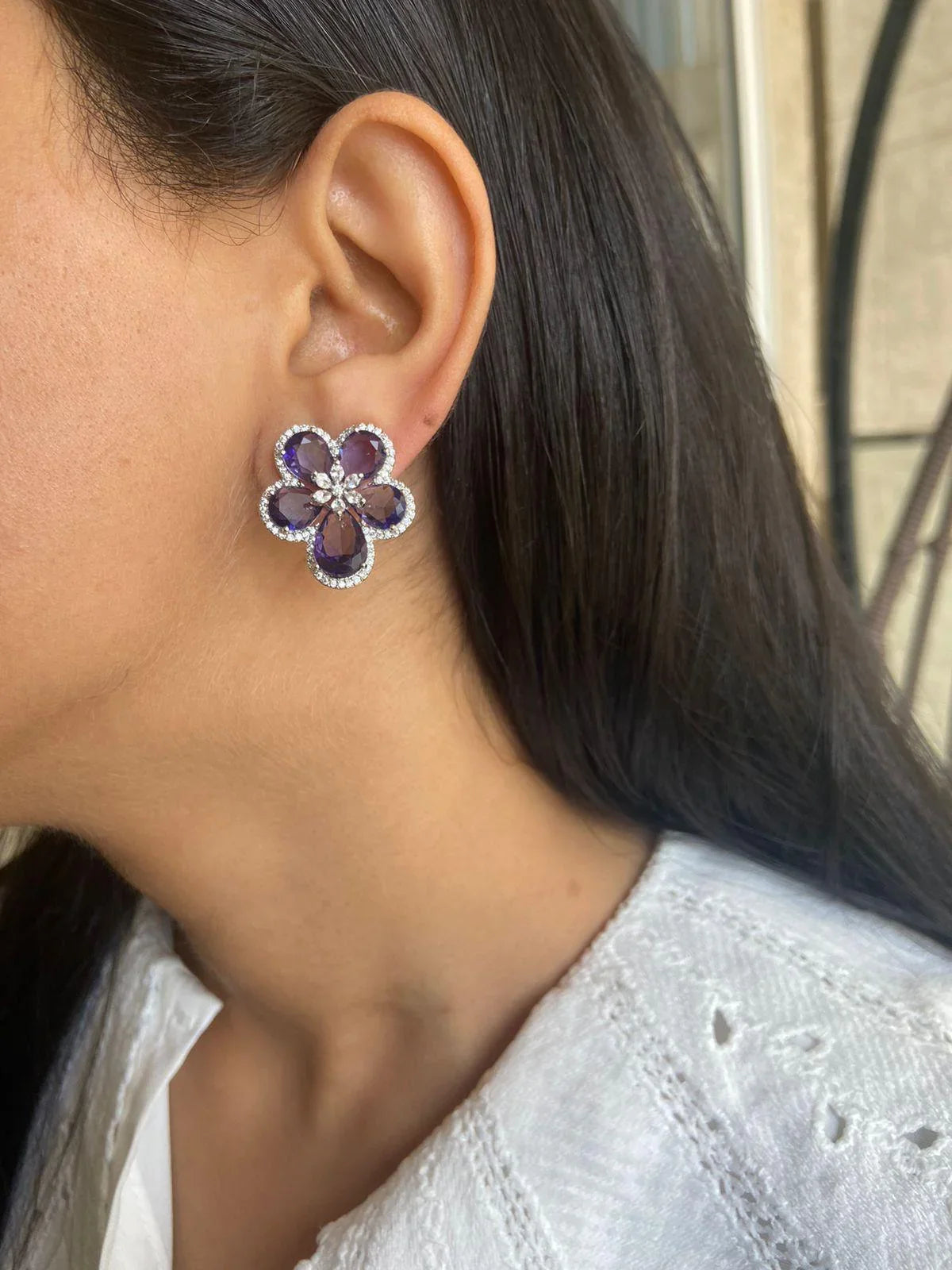 Bauble Floral Mid Sized Diamond Studs