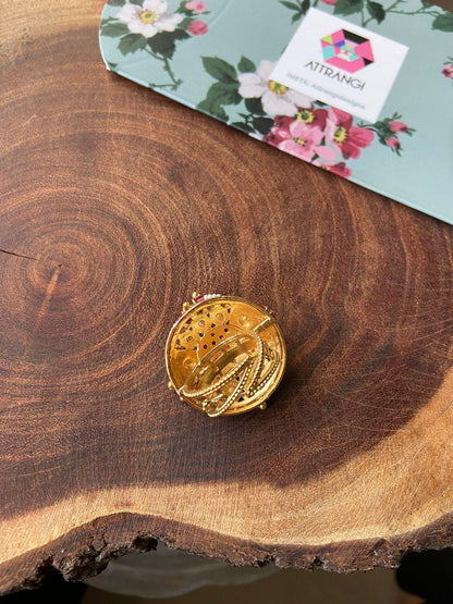 Popping Morni Indian Ring | Sone pe Suhaga collection