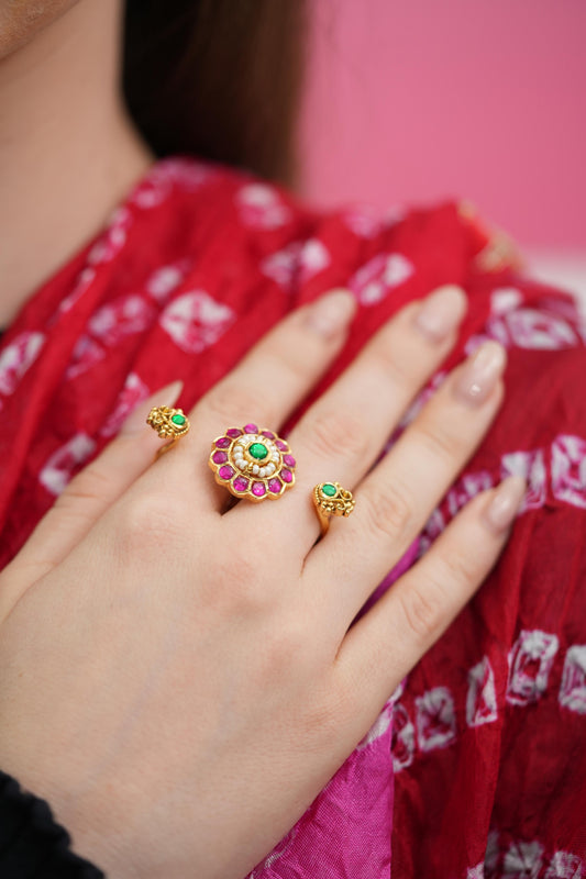 Divya Double Finger Polki Gold Ring