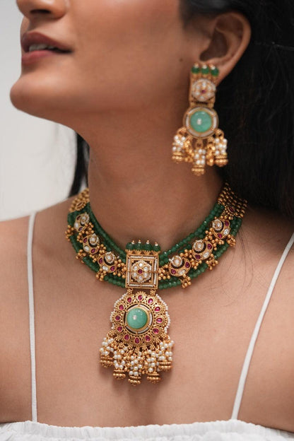 Anjana Crystal Gold Necklace Set | Sone Pe Suhaga