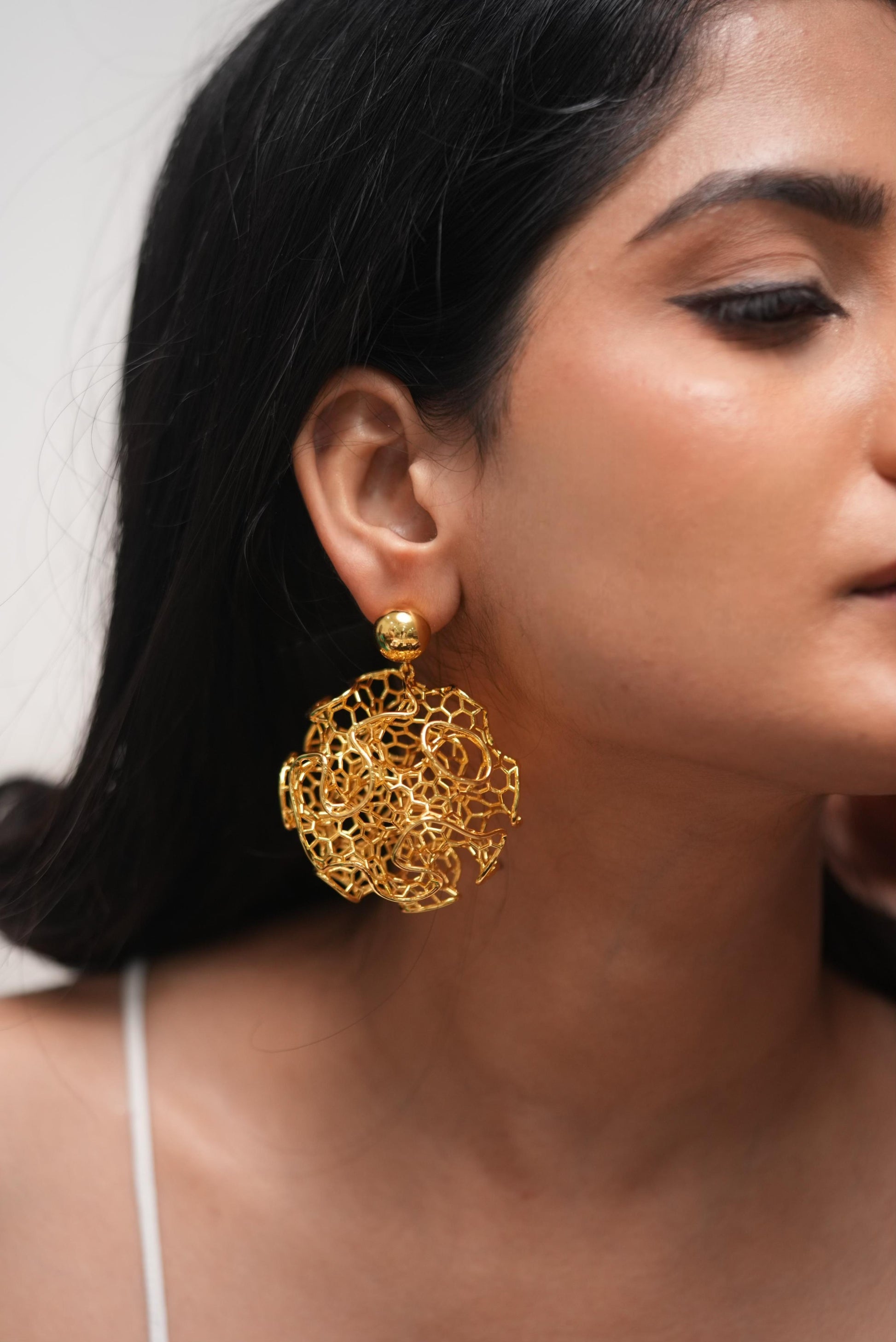 Bomb Honeycomb Italian Gold Western Statement Earrings