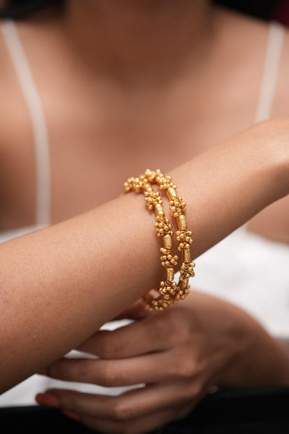 Varnika Gold Ghungroo Style / Sone Pe Suhaga Bangle Set