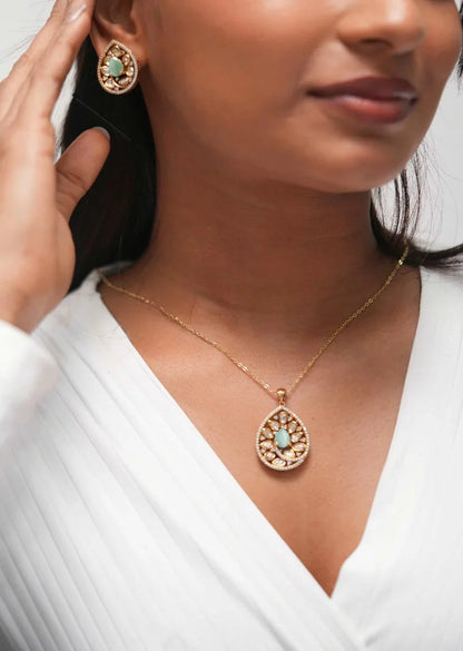 Raveena Moissanite Gold Polki Pendant Set