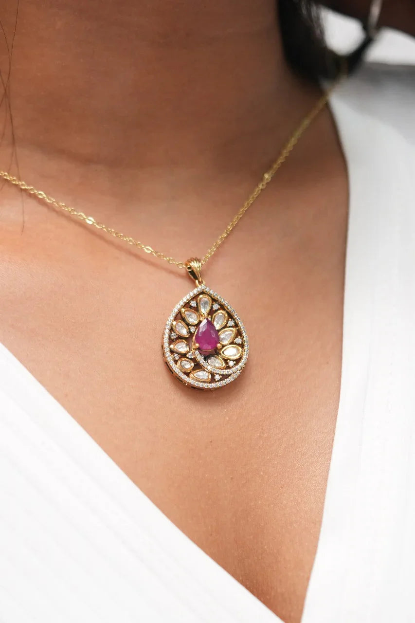 Raveena Moissanite Gold Polki Pendant Set