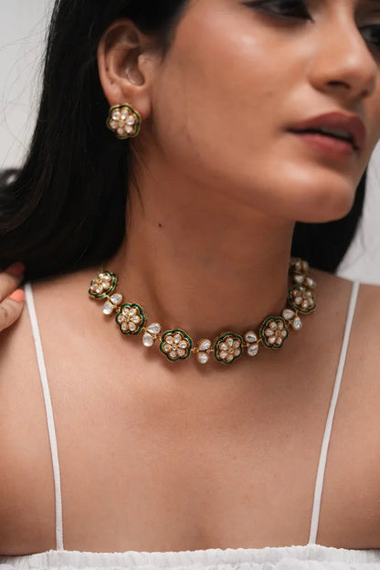 Pyaari Bindu Meenakari Delicate Polki Choker| Necklace Set