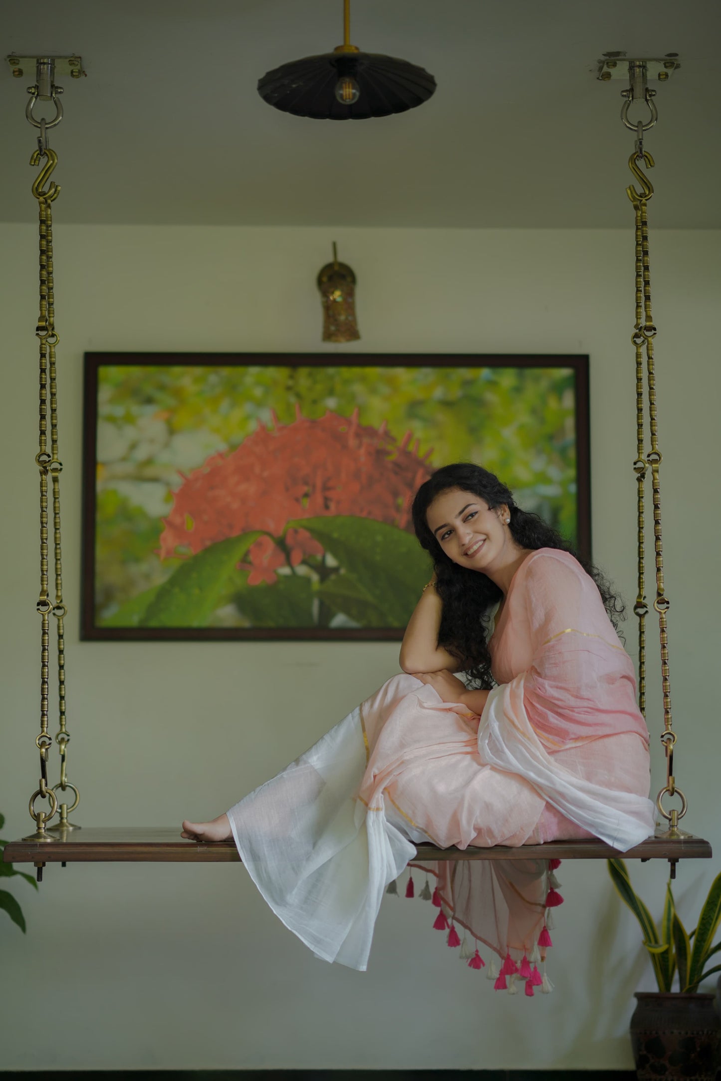 Woven Mul Cotton Handloom Saree - Pink Ombre