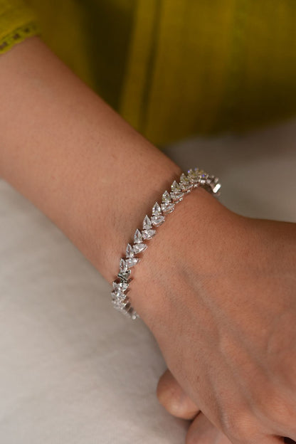 Reggie Pear Shaped Diamond Bangle Set