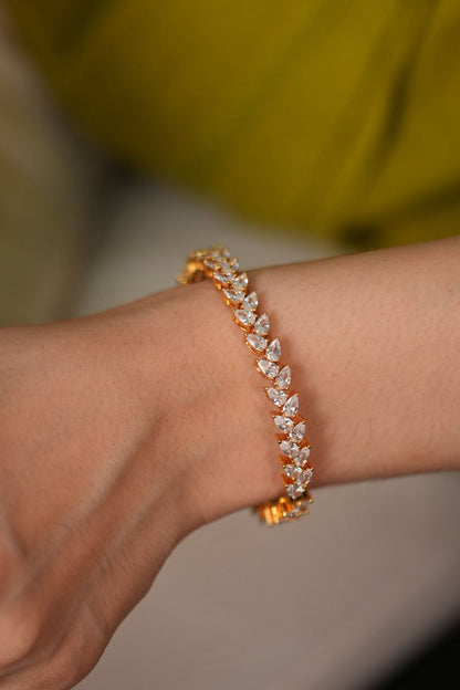 Reggie Pear Shaped Diamond Bangle Set