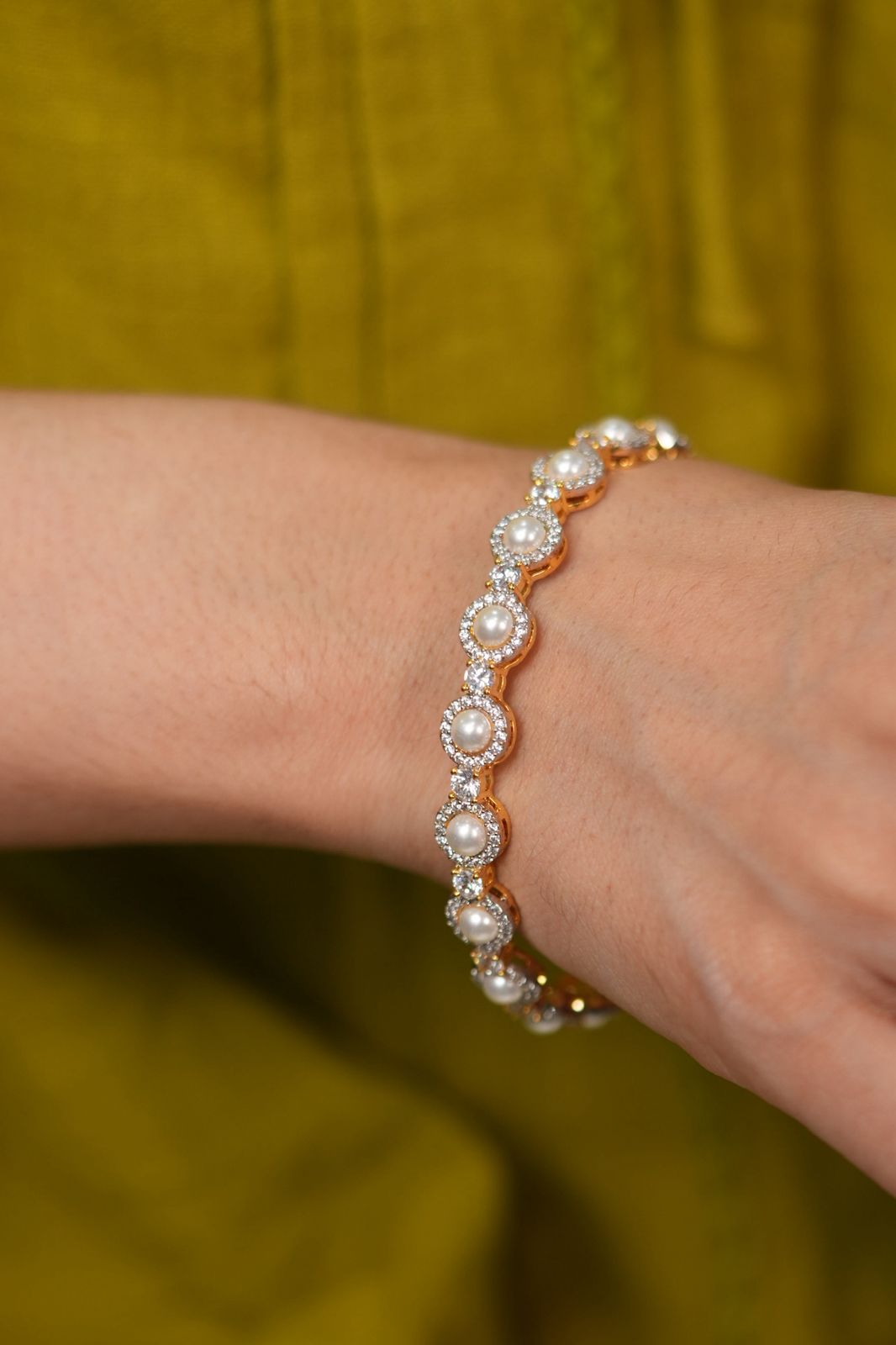 Classic Pearl Diamond Bangle Set