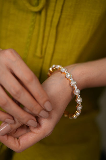 Classic Pearl Diamond Bangle Set