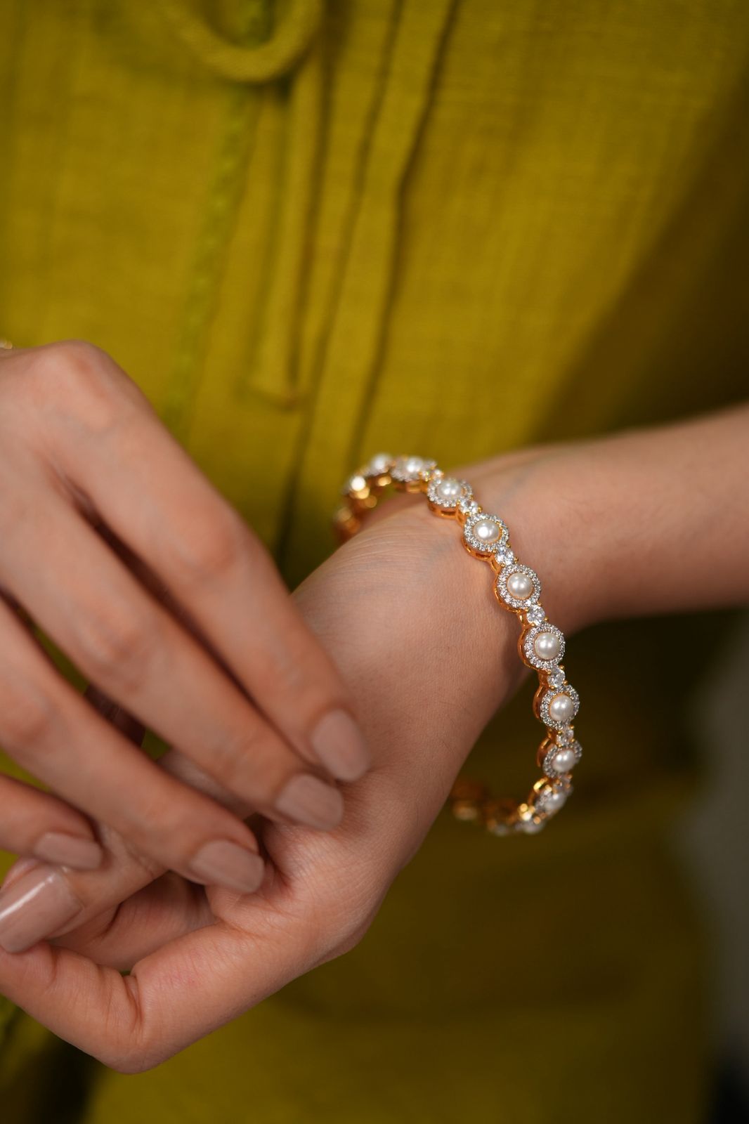 Classic Pearl Diamond Bangle Set
