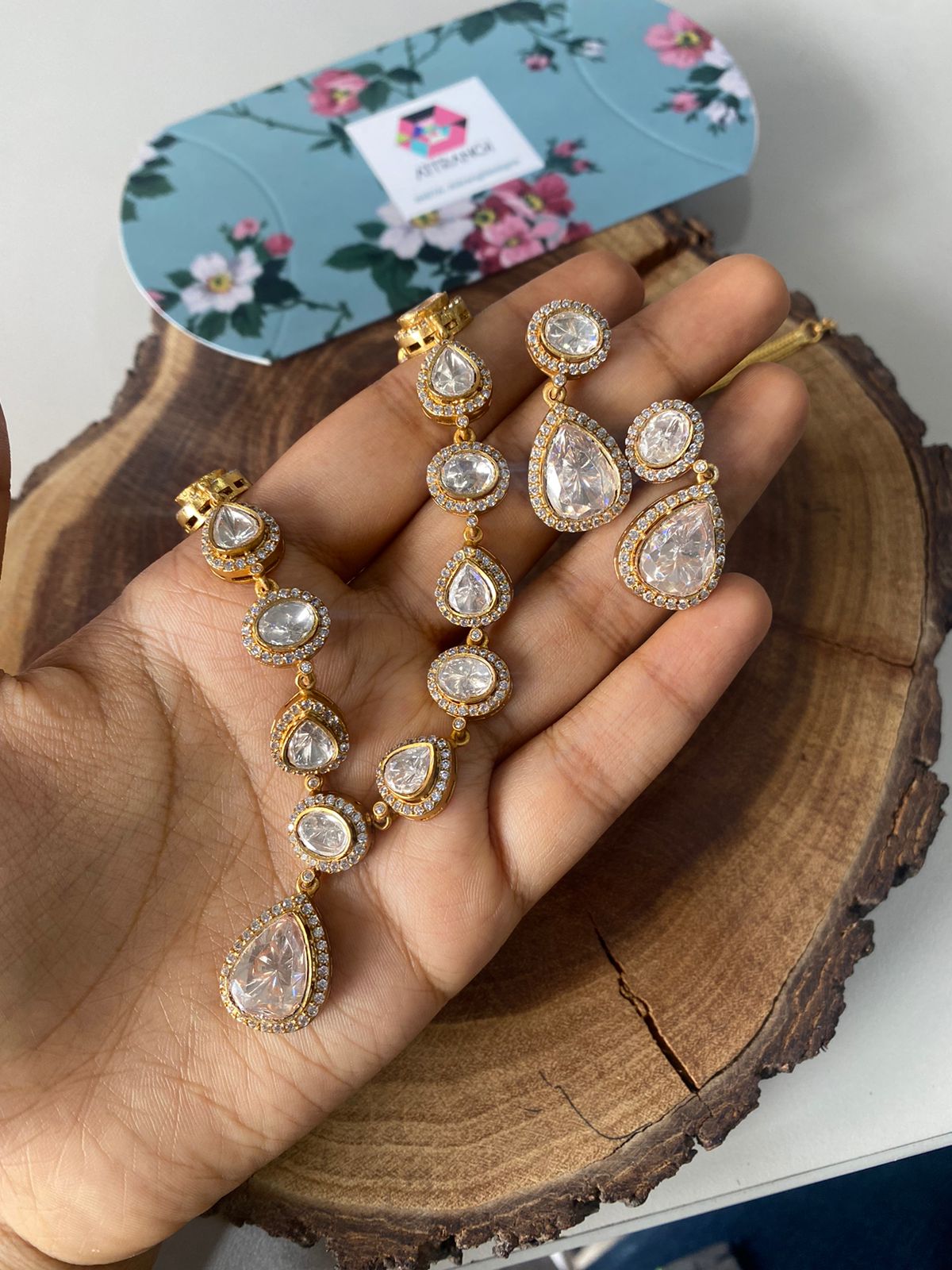 Preeti Classic Uncut Moissanite Polki Set