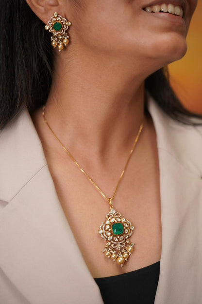 Madhuri Polki Moissanite Emerald green Pendant Set