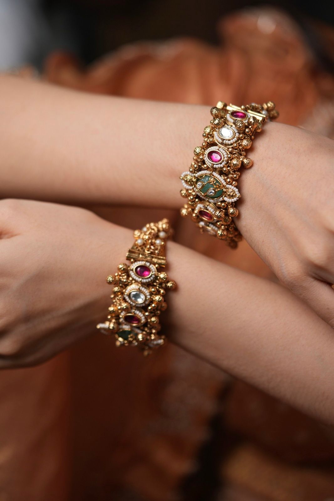 Jhunjhun Gold Traditional Indian Kada | Sone Pe Suhaga