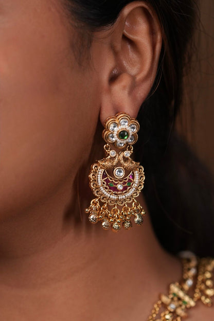Saadhna Long Gold Traditional Necklace Set | Sone Pe Suhaga