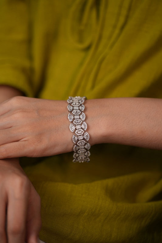 Glora Thick Diamond Tennis Bracelet | Pressure Setting