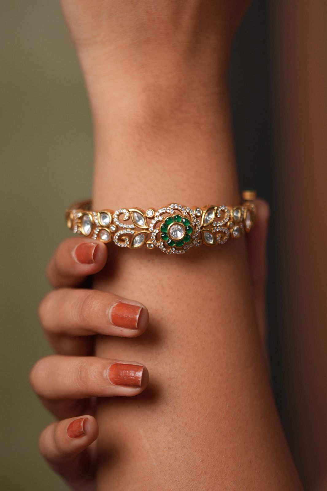 Juhi Polki Moissanite Floral Kada