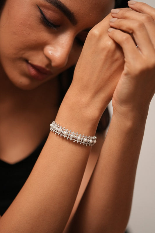 Kayla Stiff Diamond Daily Wear Bracelet with Pearls