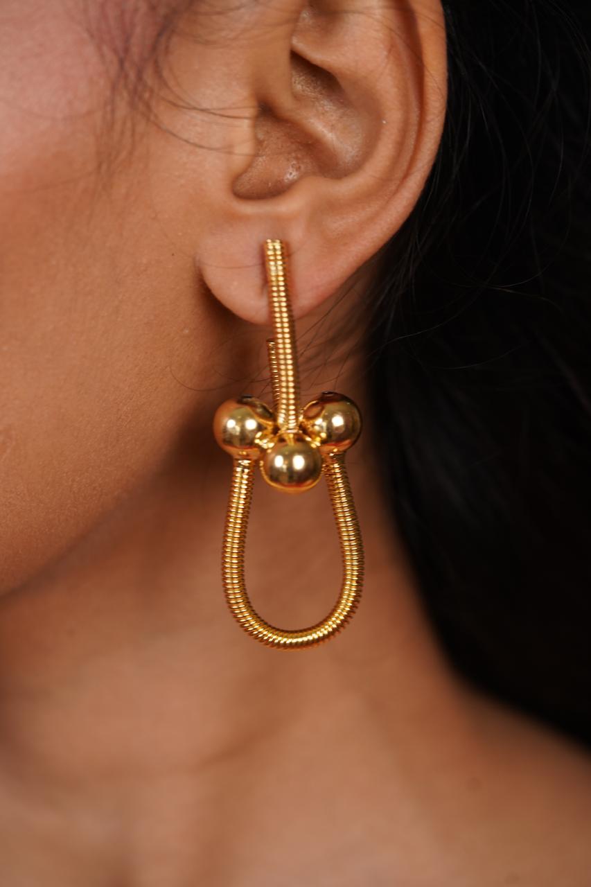 Gold Spiral‑Bowl Cocktail Earring