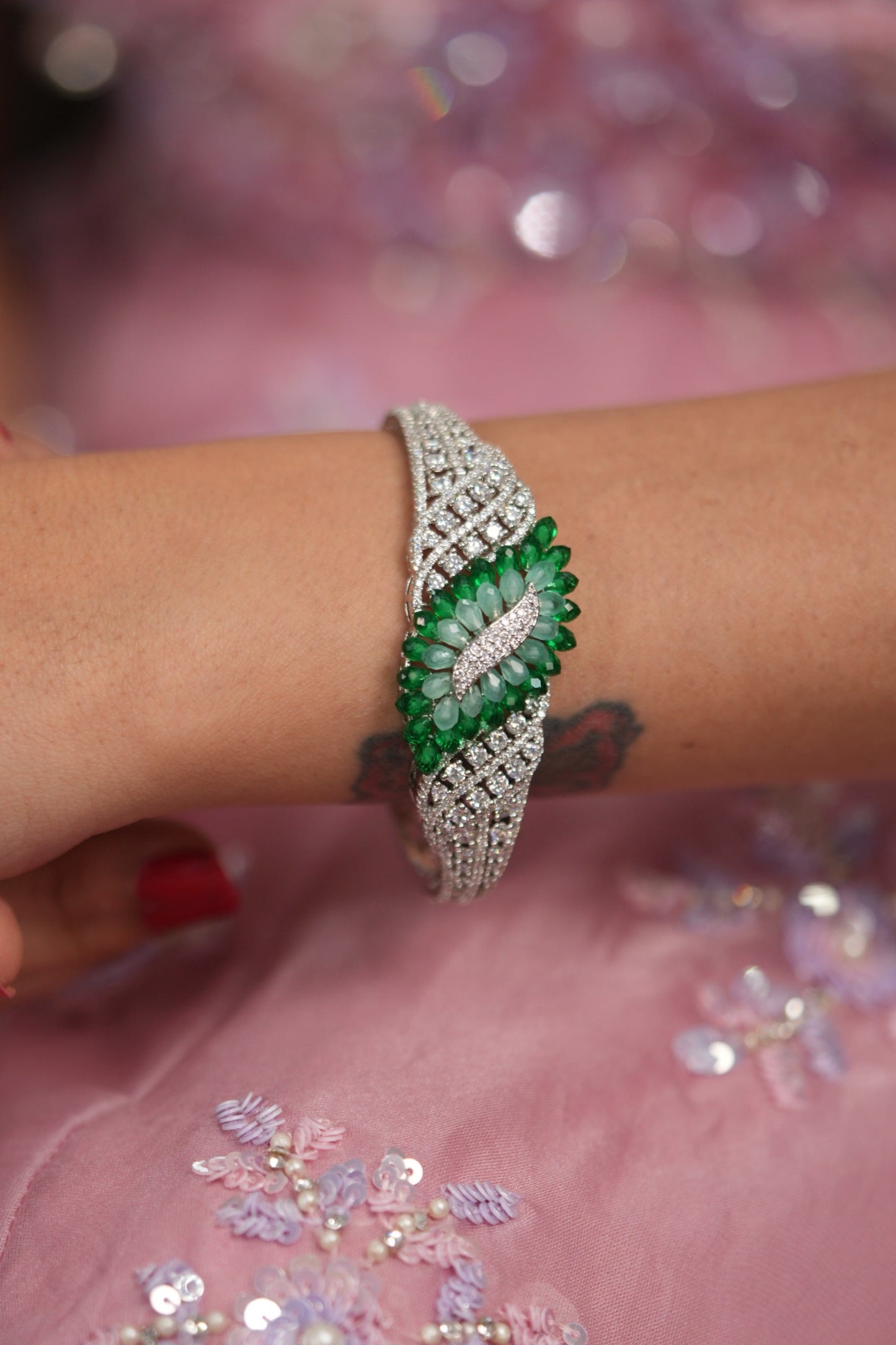 Petaline Grace Pastel Beaded Diamond Openable Bracelet | LaLa Land 2.0