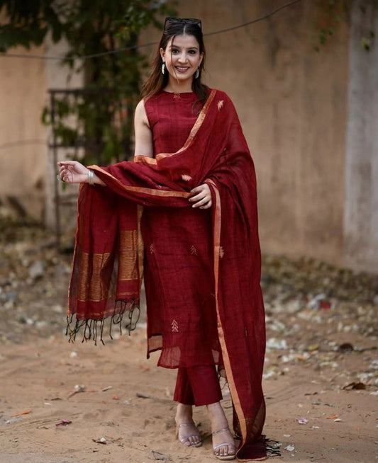 Maroon Sleeveless Kurta Set with Handwoven Border Dupatta