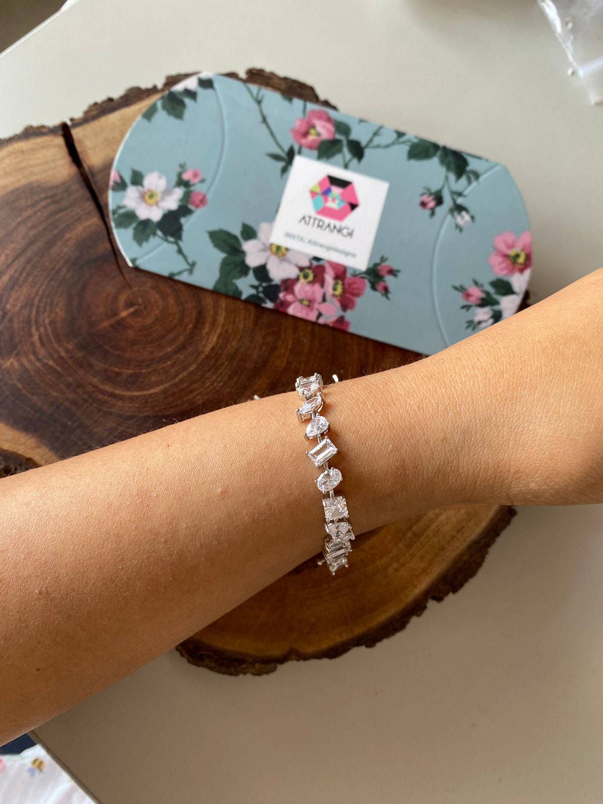 Viral 30 cent Multi Solitaire Diamond Tennis Bracelet