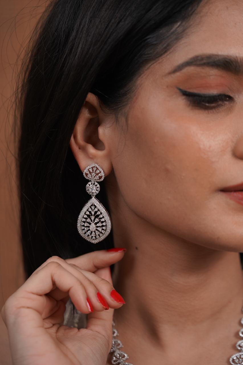 Seaweed Diamond Designer Delicate Necklace Set