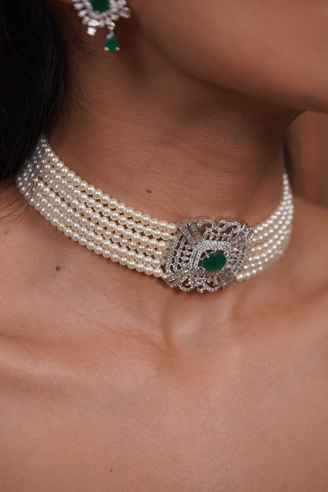 Oryza Pearl Diamond Choker Set