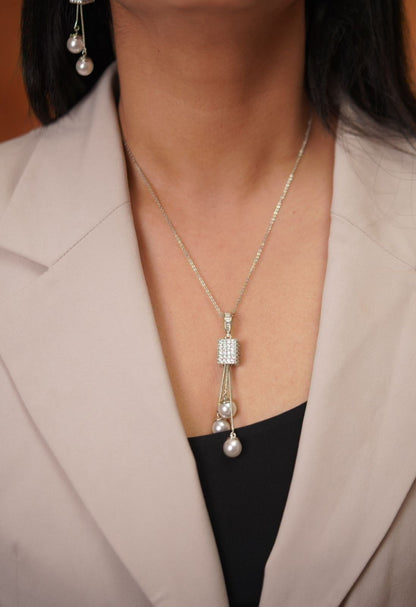 Monica Diamond Pearl Pendant Set