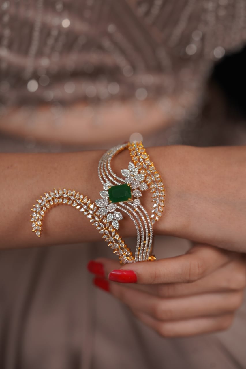 Arcade Oversized Dramatic Diamond Designer Bracelet (GOLD)