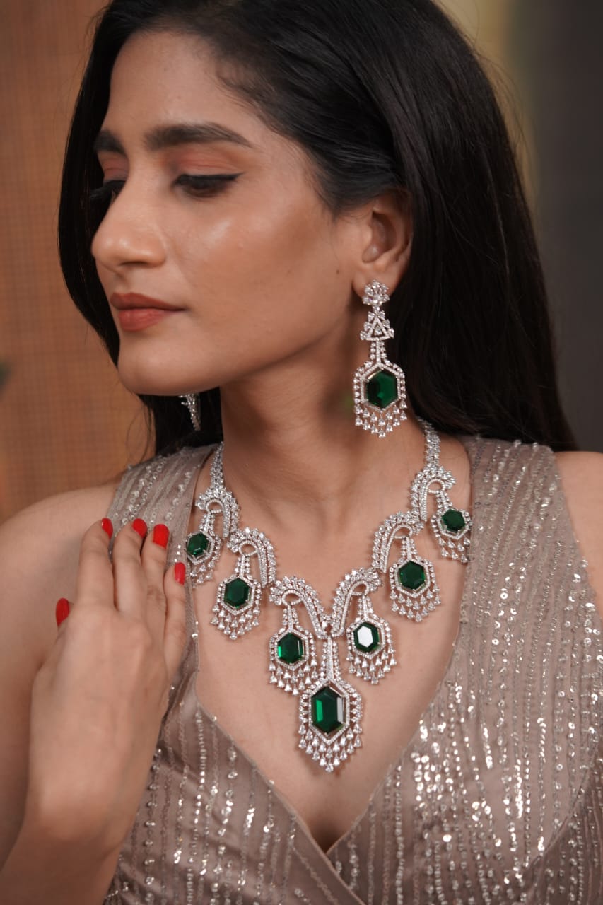 Femilia Oversized Super Heavy Bridal Diamond Set