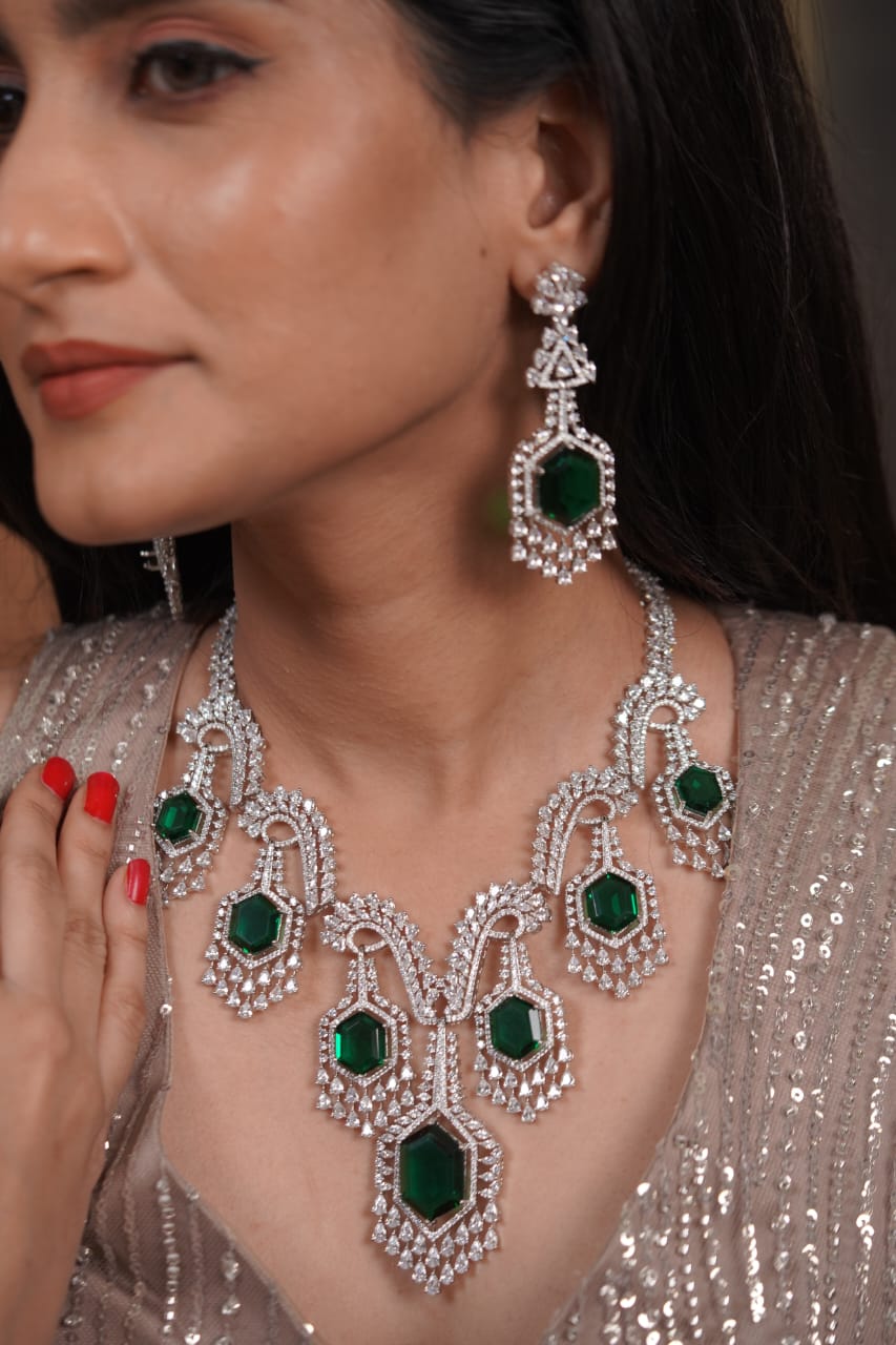 Femilia Oversized Super Heavy Bridal Diamond Set