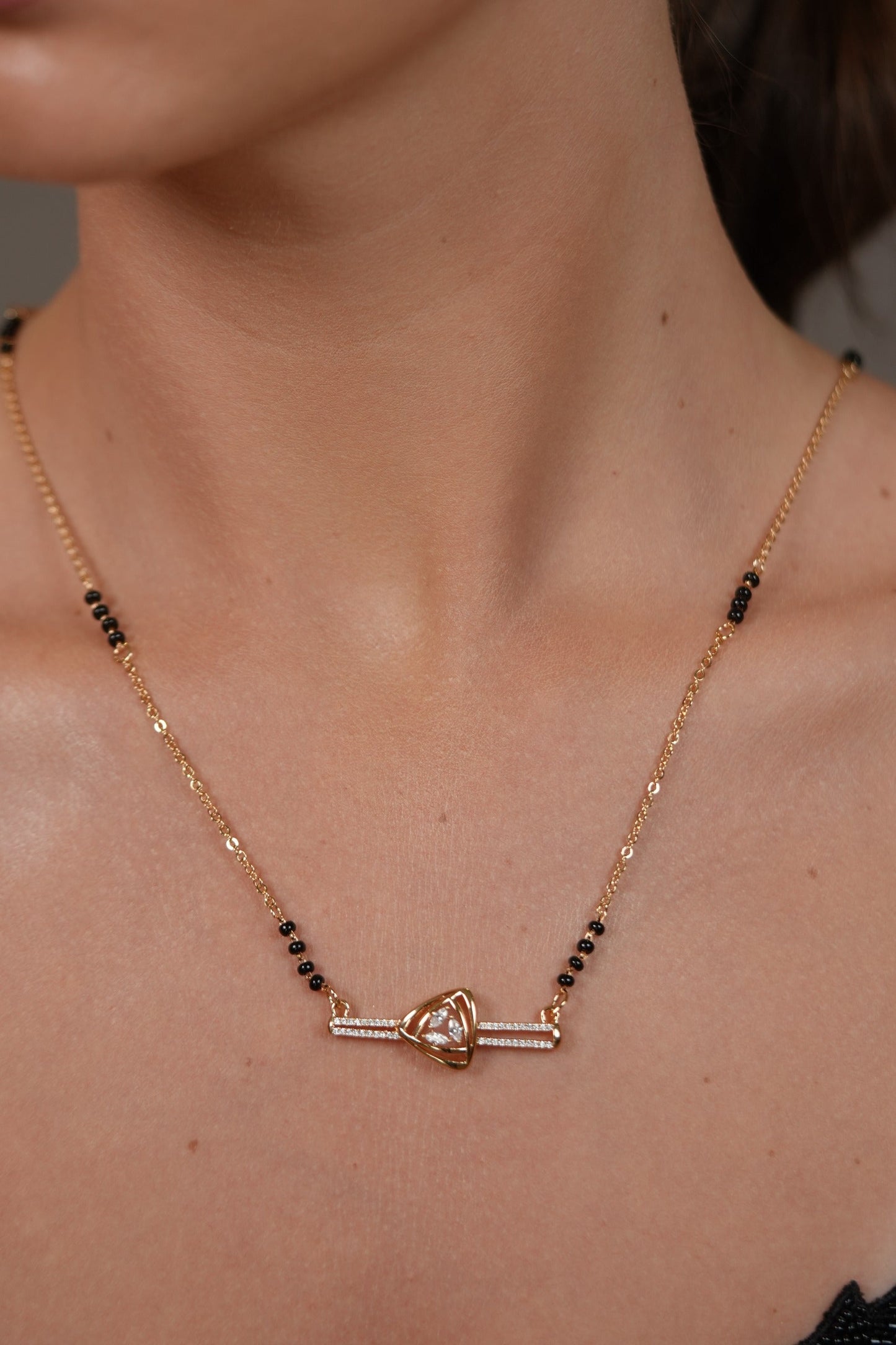EkVachan Single Line Diamond Mangalsutra | Daily Wear