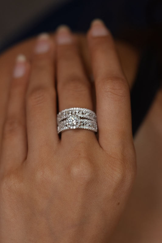 Lacy 50 cent Soltiiare Ring with Band