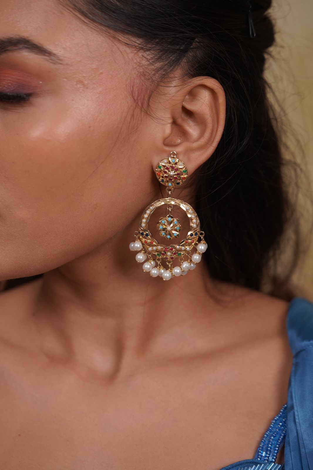 Maryam Jadaau Mid Sized Light Weight Indian Chandbali