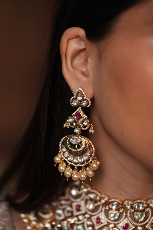 Bageecha Gold Nakshi Polki Bridal Set with Tika
