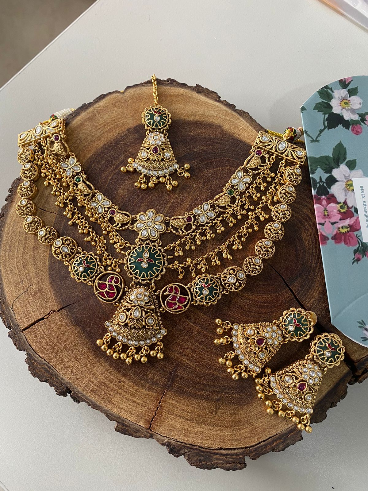 Jhalak Gold 4 layered Heavy Set | Sone Pe Suhaga