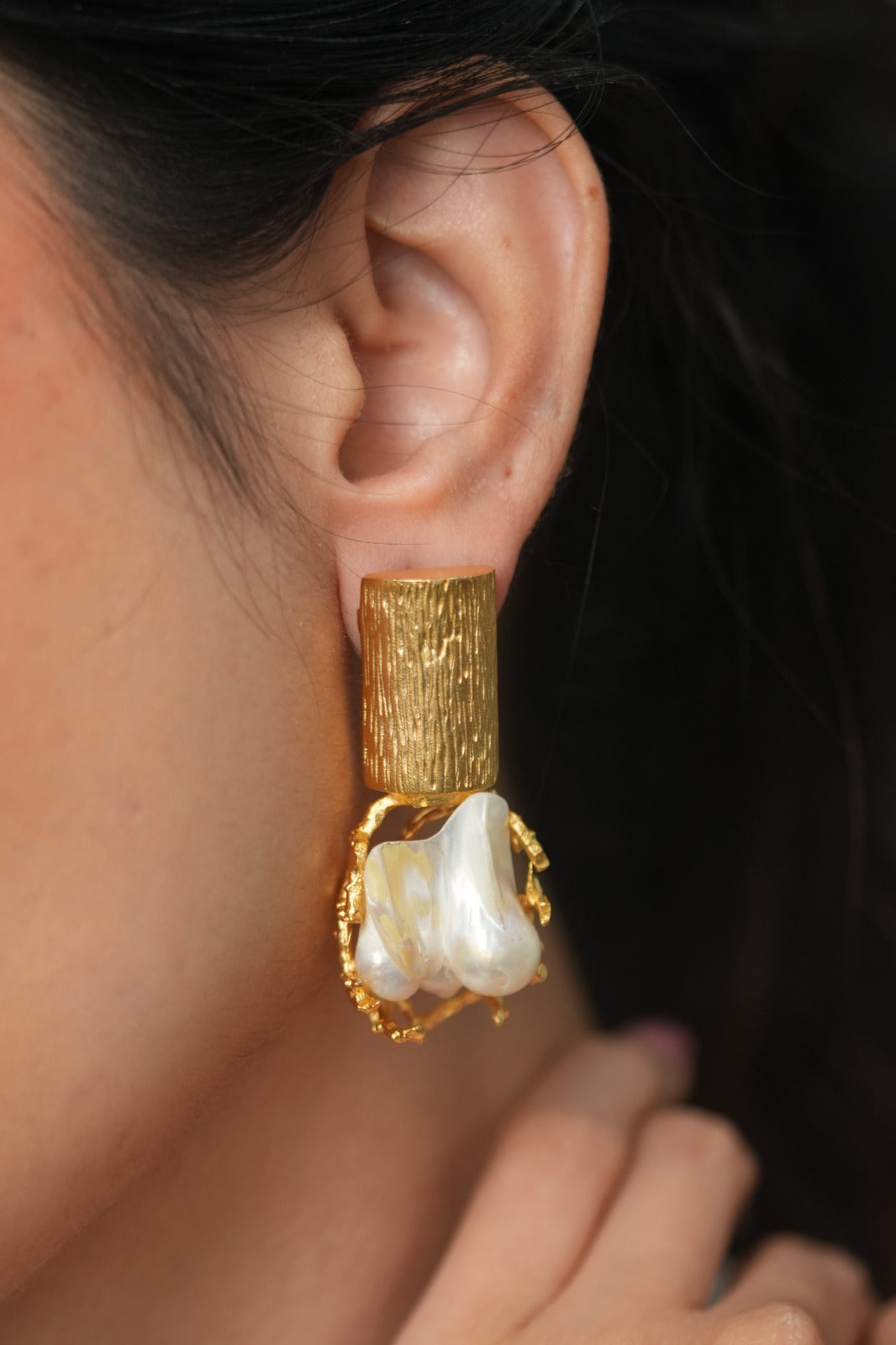 Baroque in Buenos Party Wear Western Earring