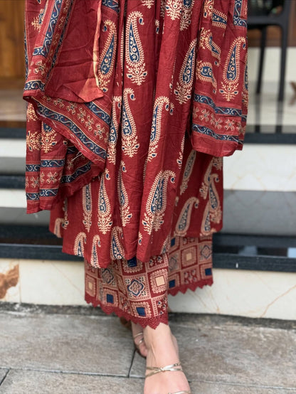 Elegant Printed Kurta Set with Dupatta | Ethnic Co-ord Set for Women