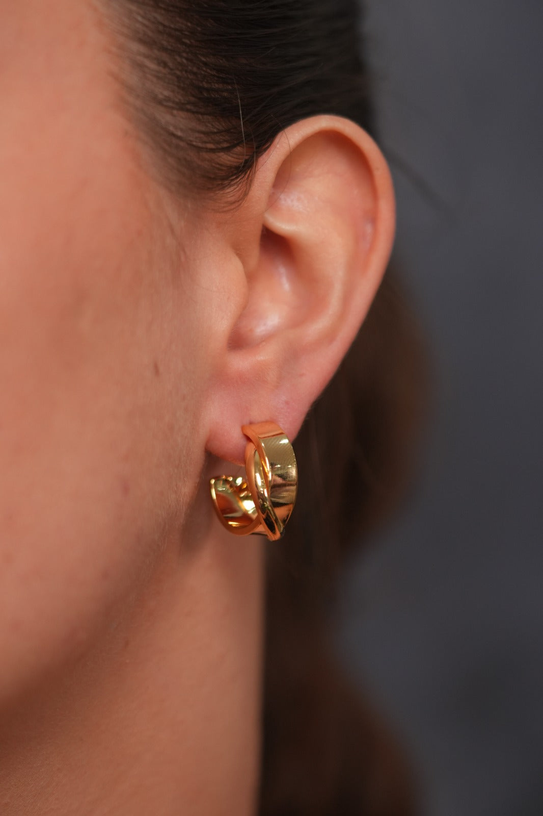 Minimistic Gold  Western Hoop