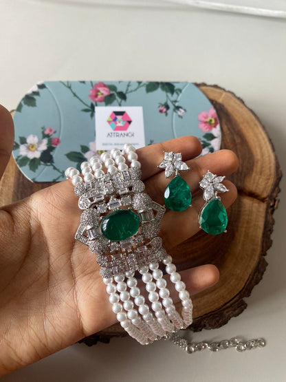 Vienna Pearl emerald Choker Set