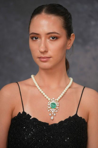 Oversized Pearly Russian Emerald Designer Diamond Pearl Necklace