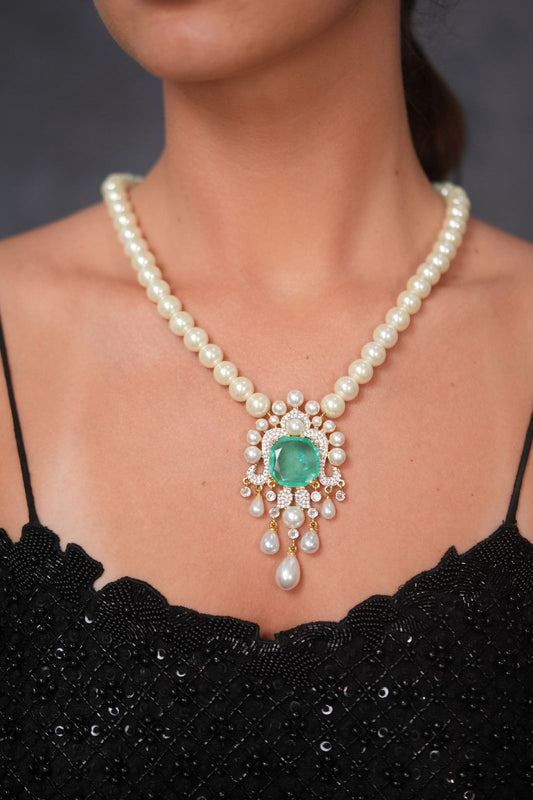 Oversized Pearly Russian Emerald Designer Diamond Pearl Necklace