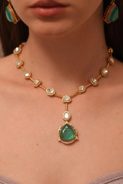 Samudra Fluorite And Polki Necklace Set