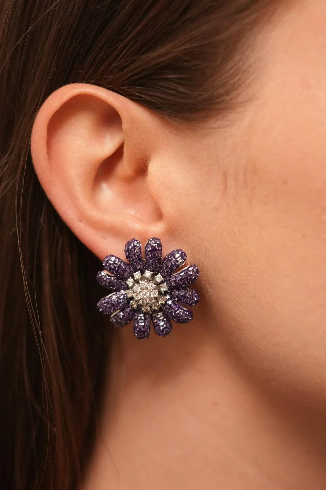 Floral Pea Diana Invisible Setting Diamond Studs