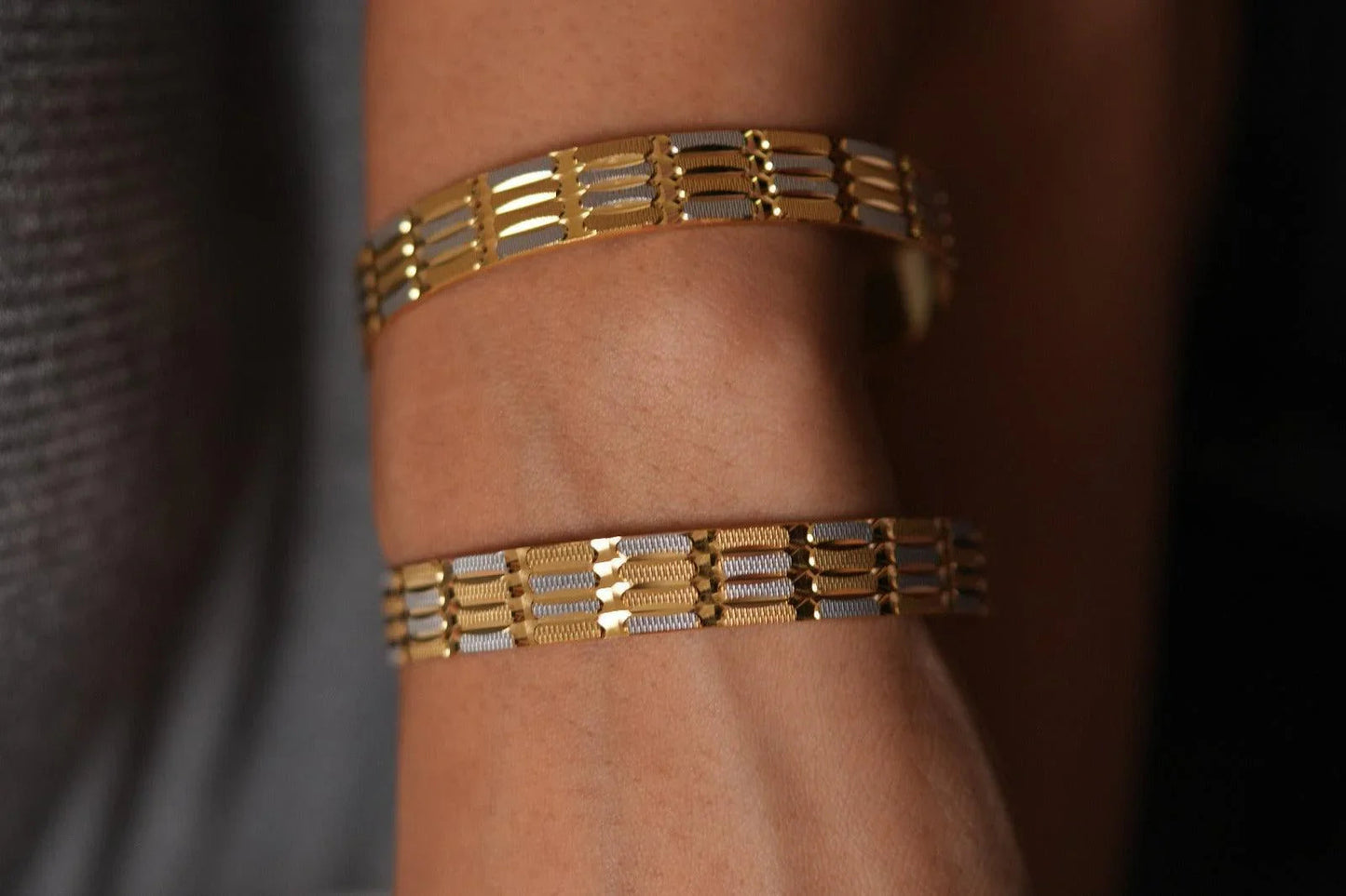 Meeta Thick Dual Polish Bangle | CNC Gold Plated